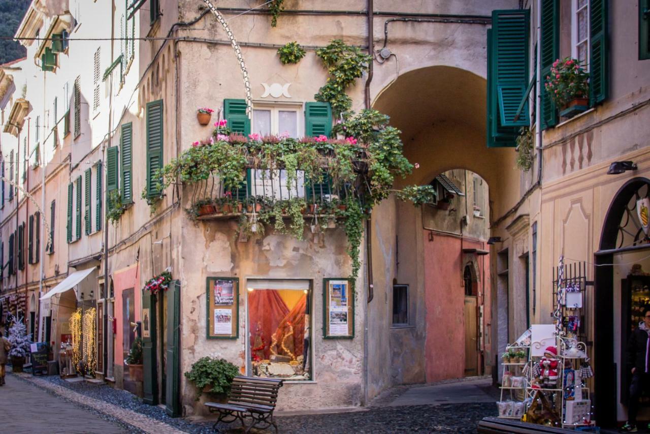 Casa Della Boga Lägenhet Finale Ligure Exteriör bild